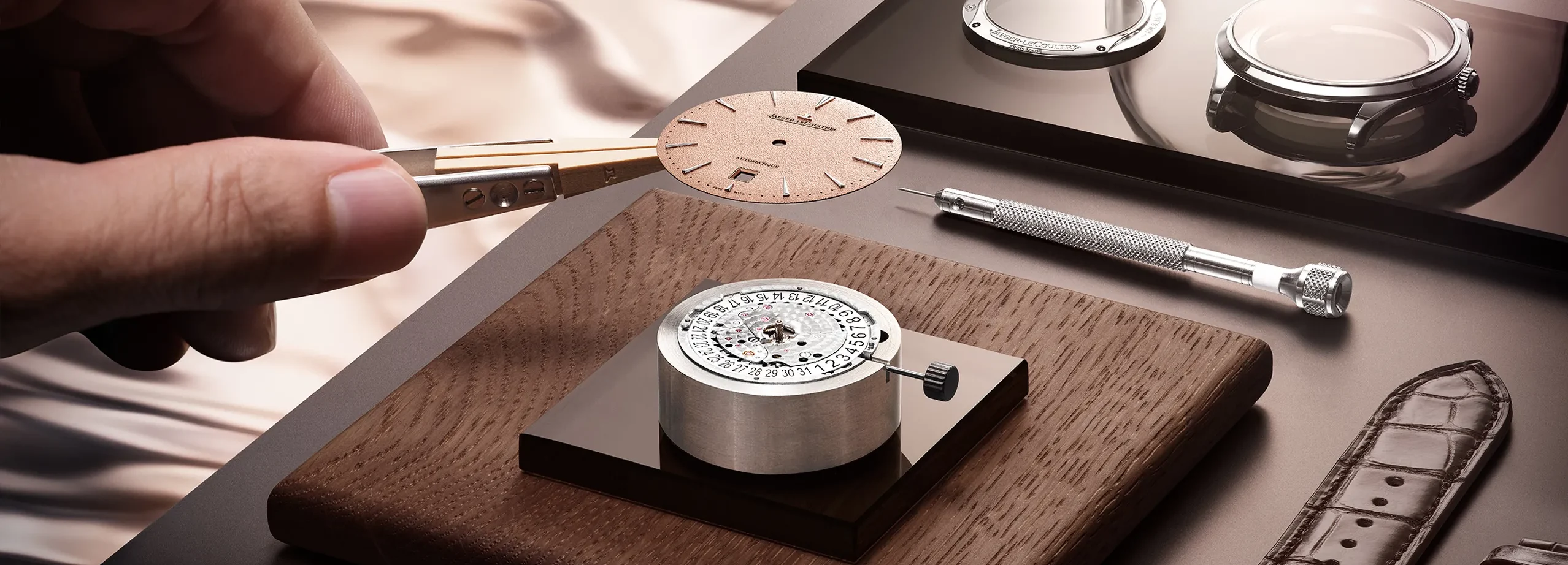 예거 르쿨트르 마스터 울트라 씬 코퍼 다이얼